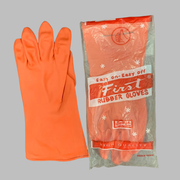 Household rubber gloves